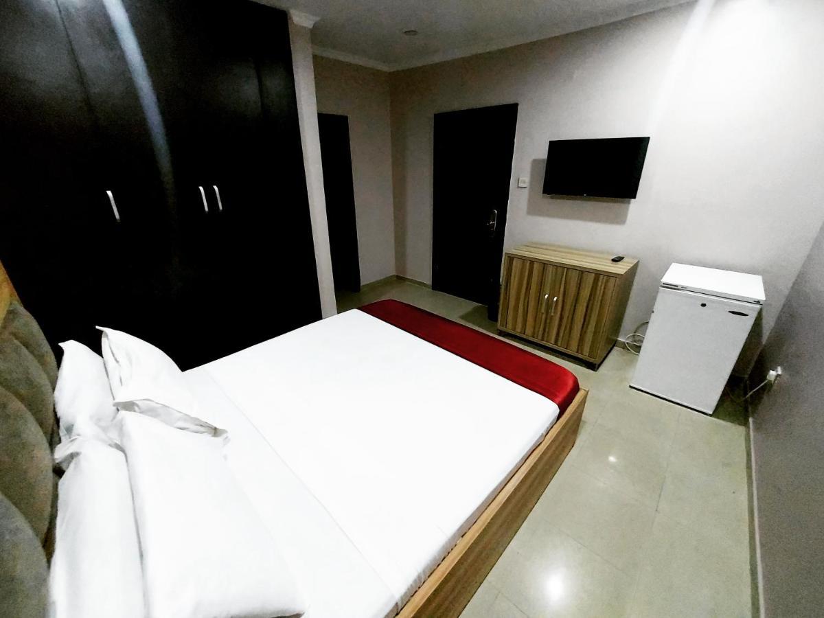 The Ambassadors Hotel Lagos Exterior photo