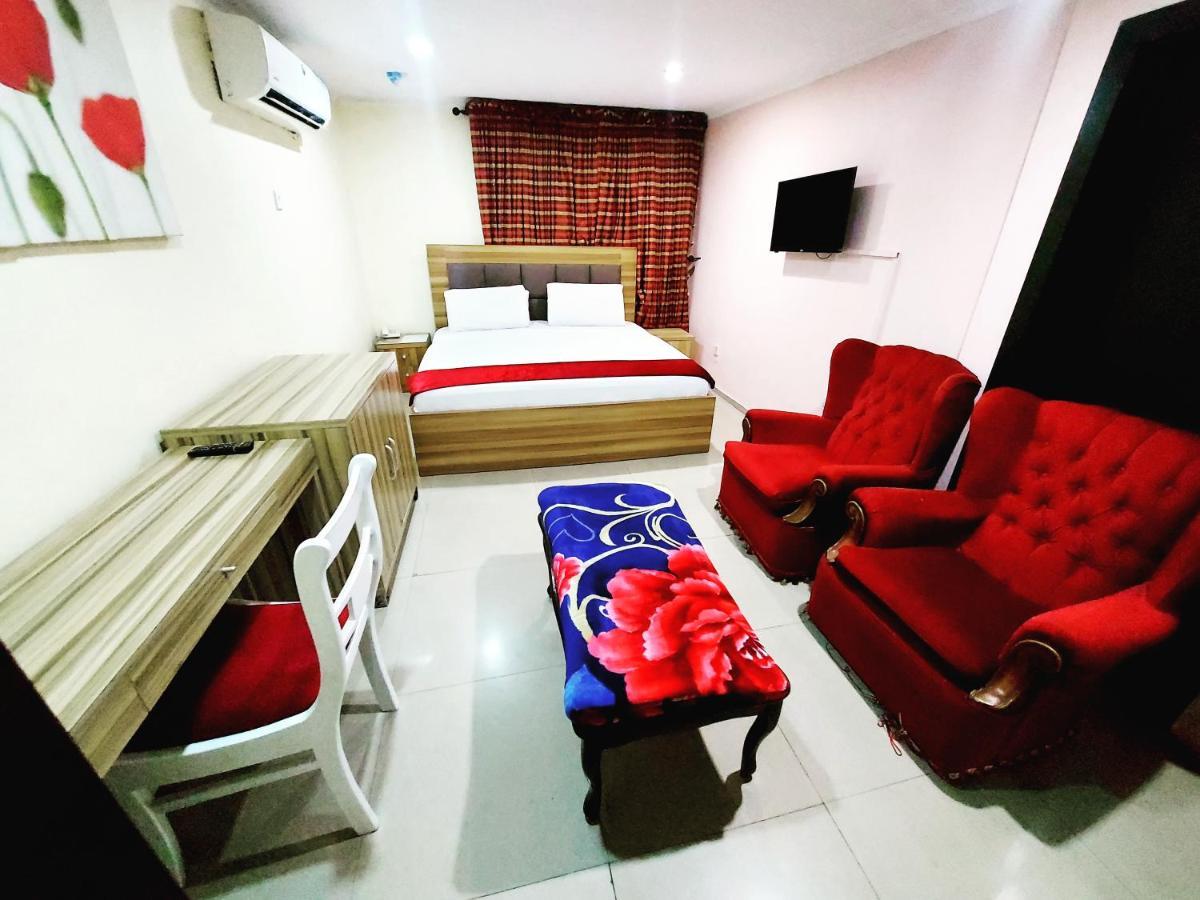 The Ambassadors Hotel Lagos Exterior photo