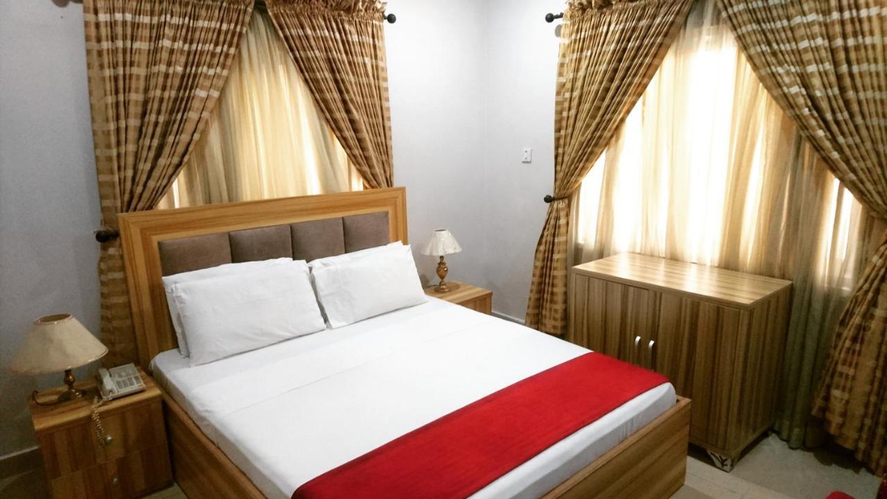The Ambassadors Hotel Lagos Exterior photo