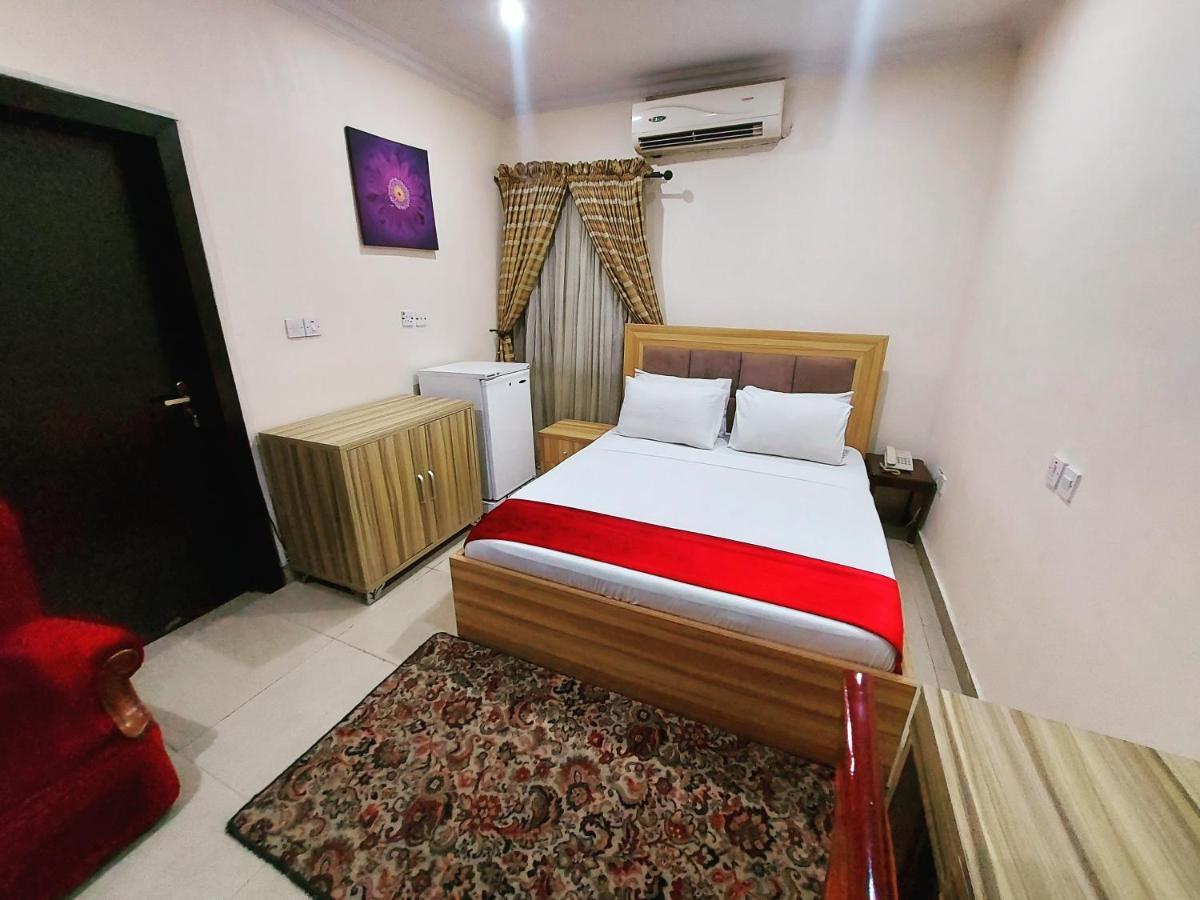 The Ambassadors Hotel Lagos Exterior photo
