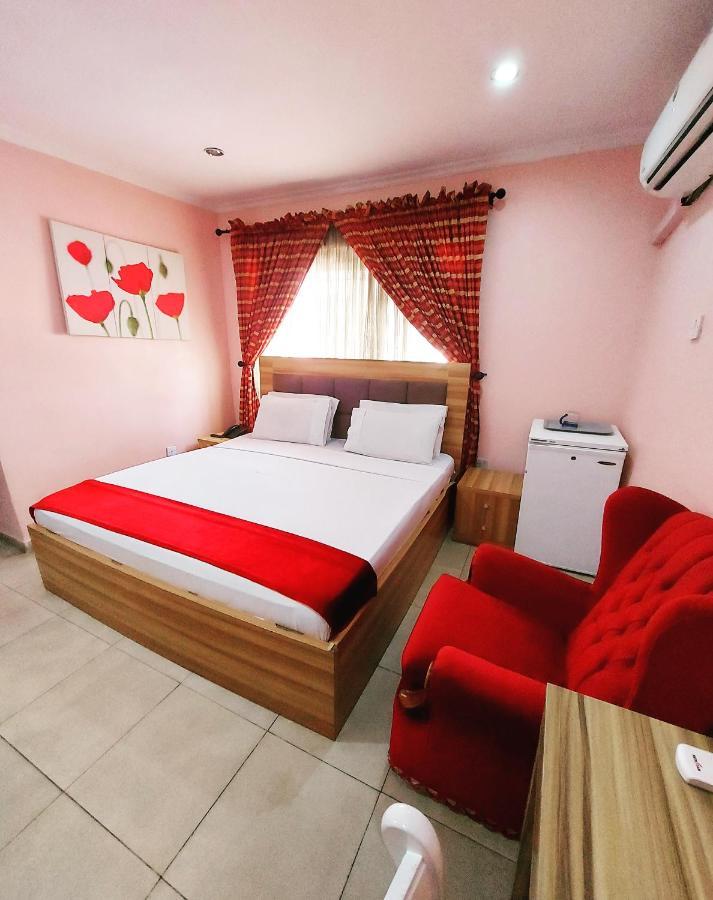 The Ambassadors Hotel Lagos Exterior photo